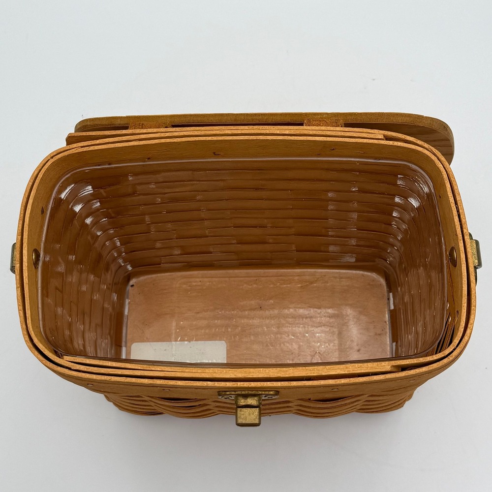 Longaberger 1996 Handwoven Basket WoodLid Leather Closure Clear Liner Dresden OH - Picture 4 of 9
